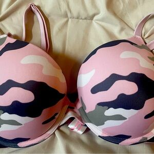 PINK wear everywhere push up bra